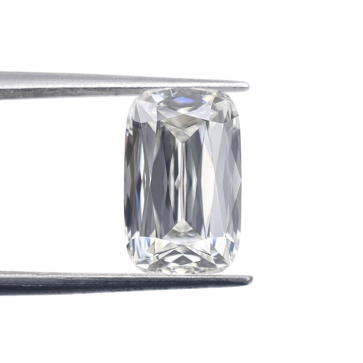 3.19ct | F/VVS2 Cushion Shape Lattice Cut Lab Diamond (IGI)