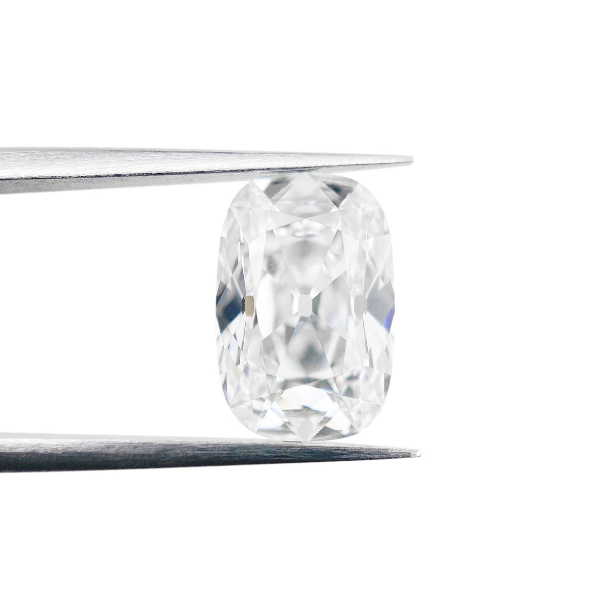 3.66ct | F/VVS2 Cushion Shape Old Mine Cut Lab Diamond (IGI)