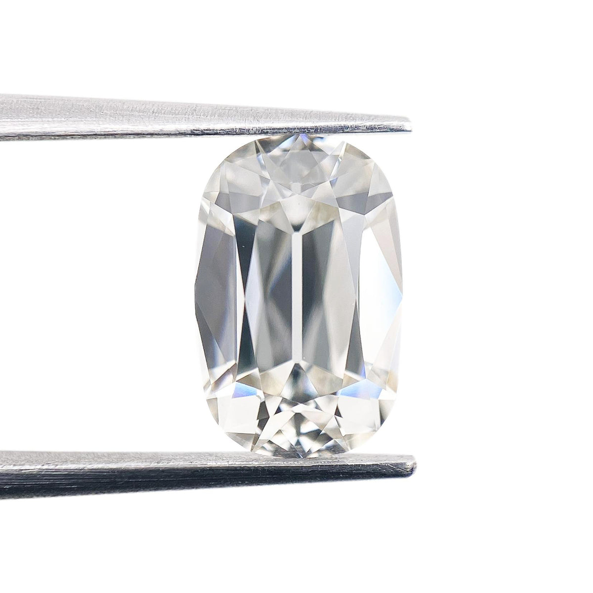 1.92ct | H/VS1 Cushion Shape Old Mine Cut Lab Diamond (IGI)