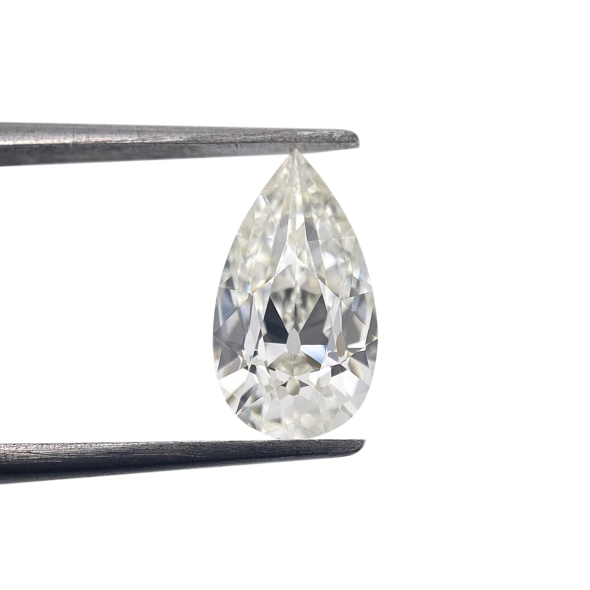 1.58ct | G/VVS2 Pear Shape Old Mine Cut Lab Diamond (IGI)