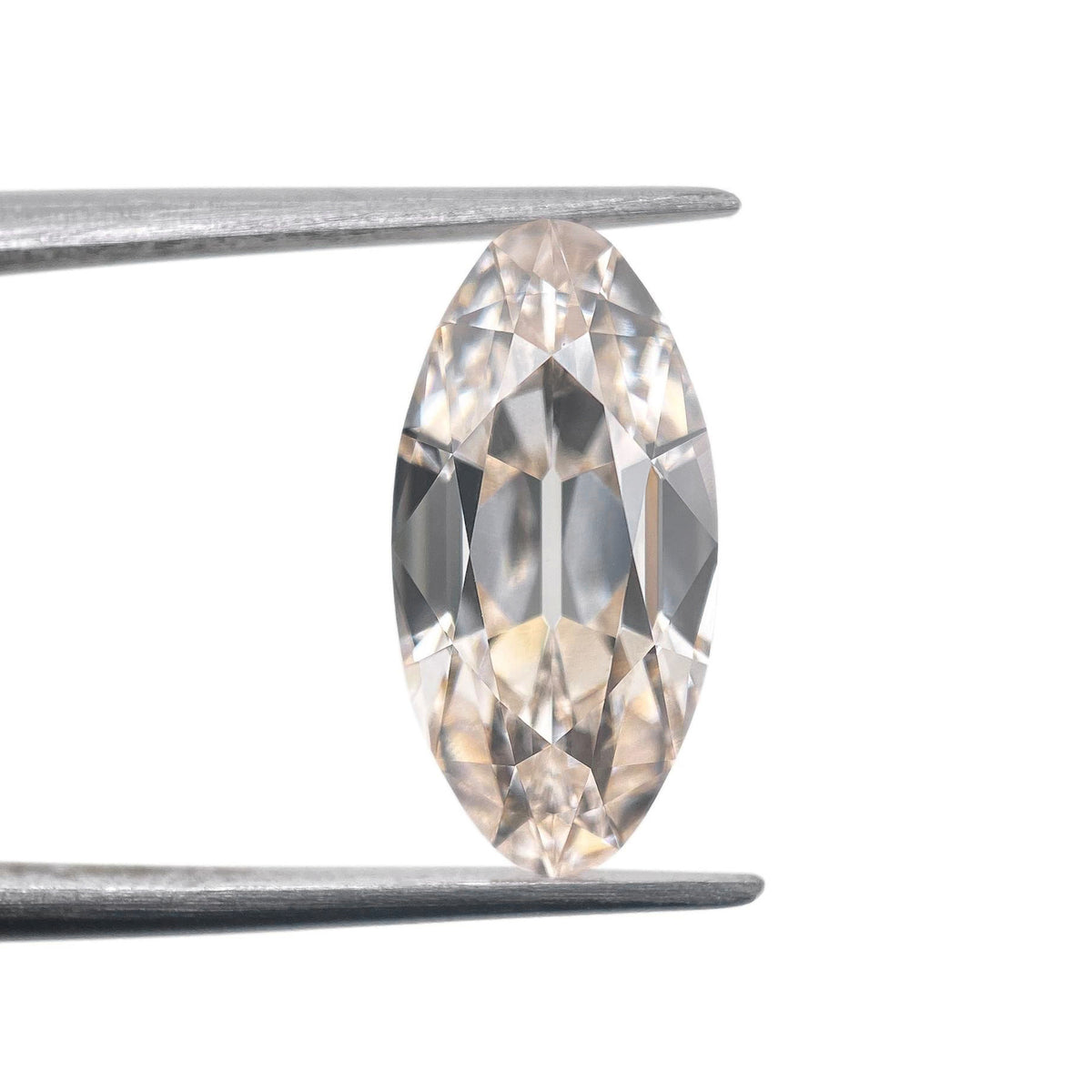 3.02ct | J/VS1 Champagne Oval Shape Old Mine Cut Lab Diamond (IGI)-LITHOS Diamond