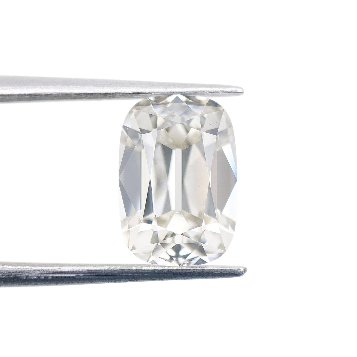 3.06ct | H/VS2 Cushion Shape Old Mine Cut Lab Diamond (IGI)