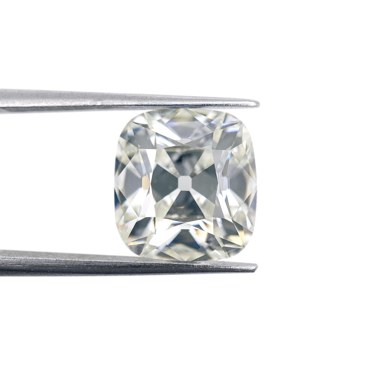 6.23ct | G/VVS2 Cushion Shape Old Mine Cut Lab Diamond (IGI)