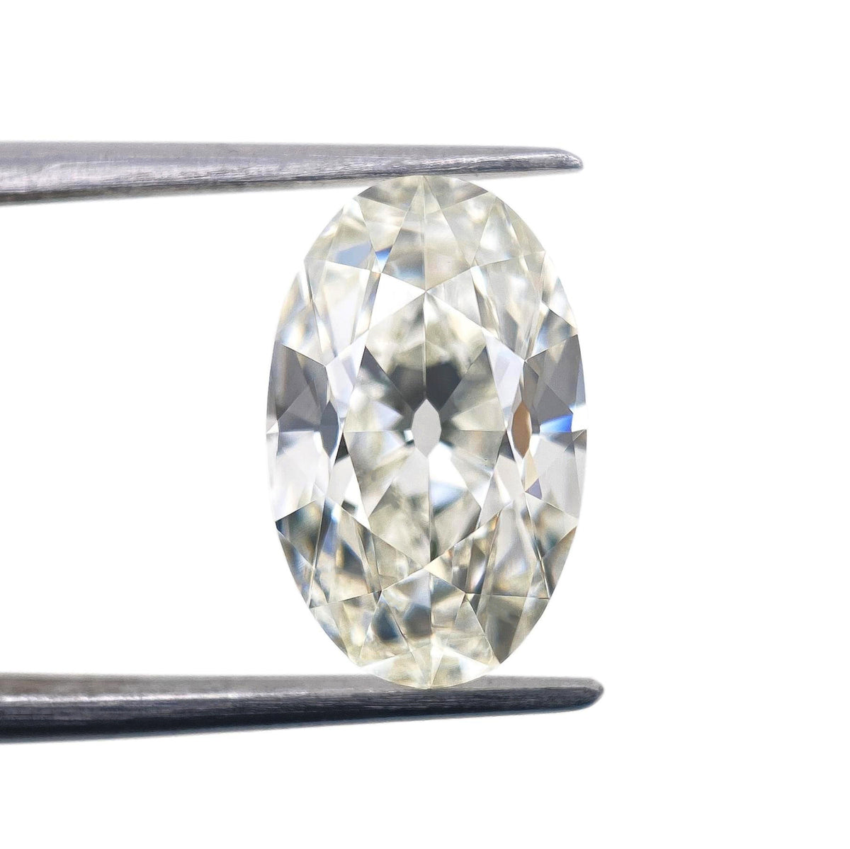 2.87ct | G/VVS2 Oval Shape Old Mine Cut Lab Diamond (IGI)