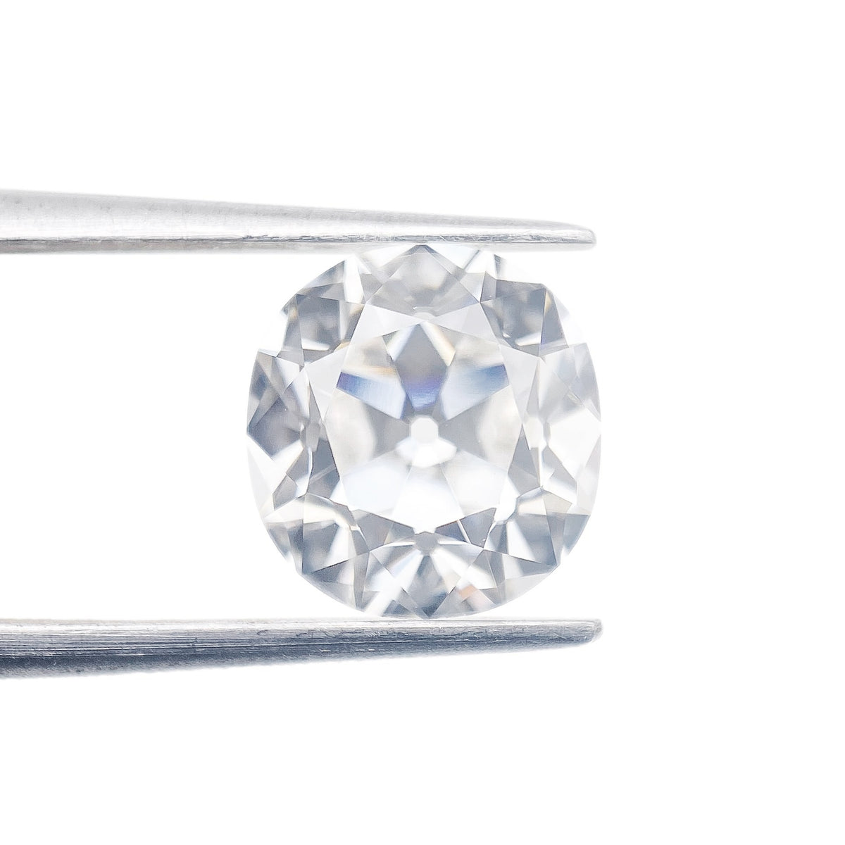 2.34ct | F/VVS2 Cushion Shape Old Mine Cut Lab Diamond (IGI)