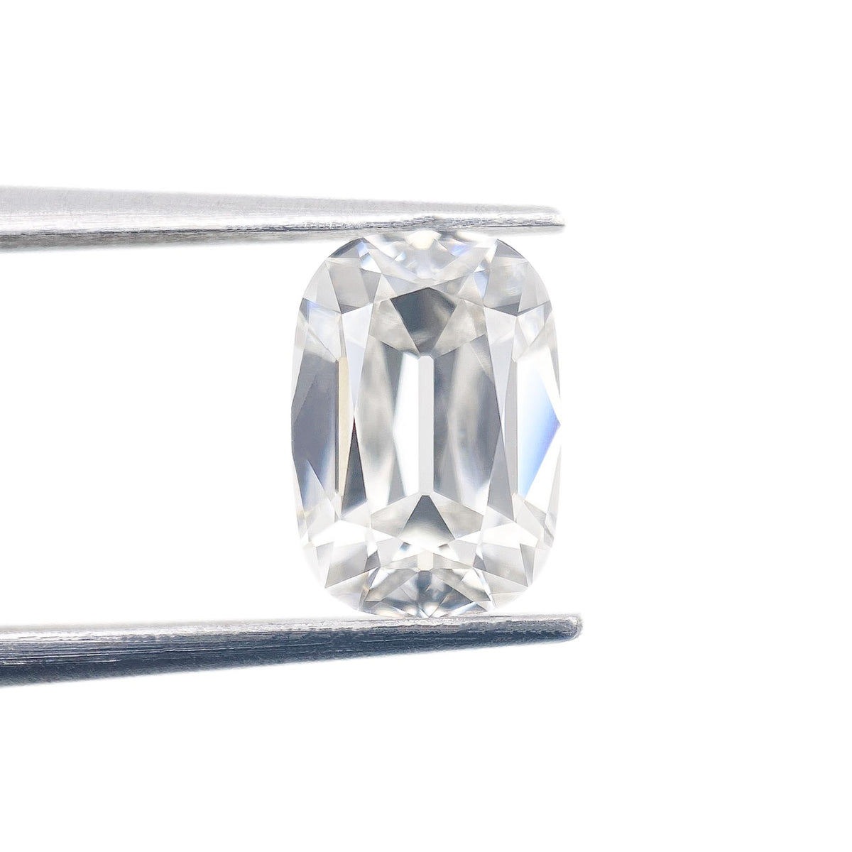1.56ct | F/VVS2 Cushion Shape Old Mine Cut Lab Diamond (IGI)