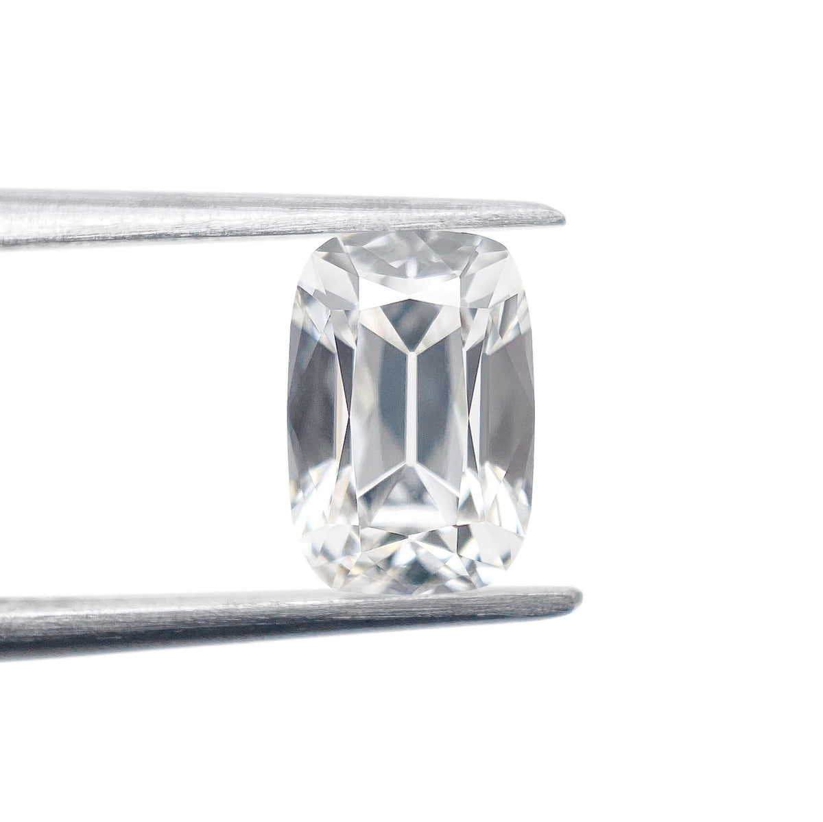 1.31ct | F/VVS2 Cushion Shape Old Mine Cut Lab Diamond (IGI)-LITHOS Diamond