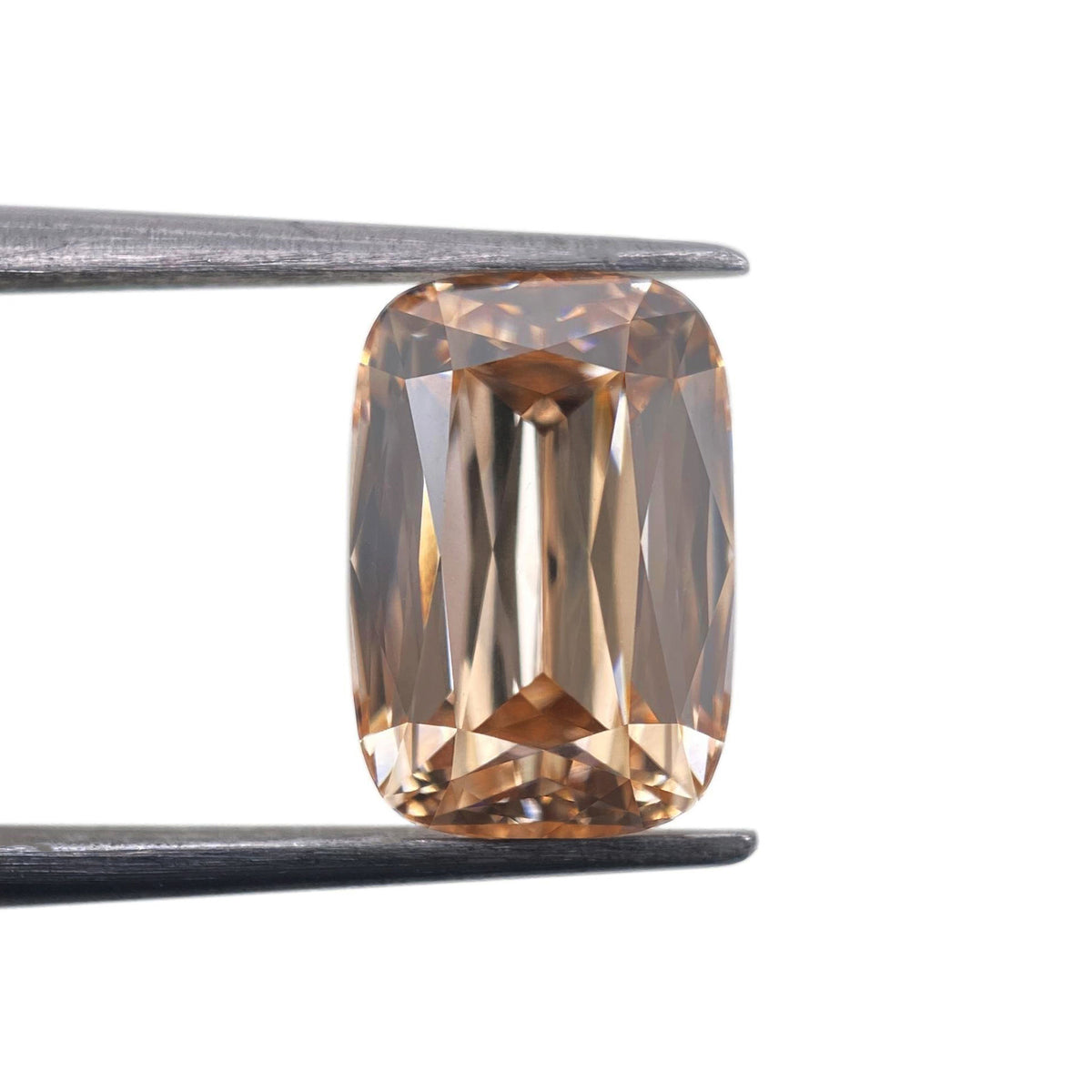 3.14ct | Light Brown/VVS2 Champagne Cushion Shape Lattice Cut Lab Diamond (IGI)-LITHOS Diamond