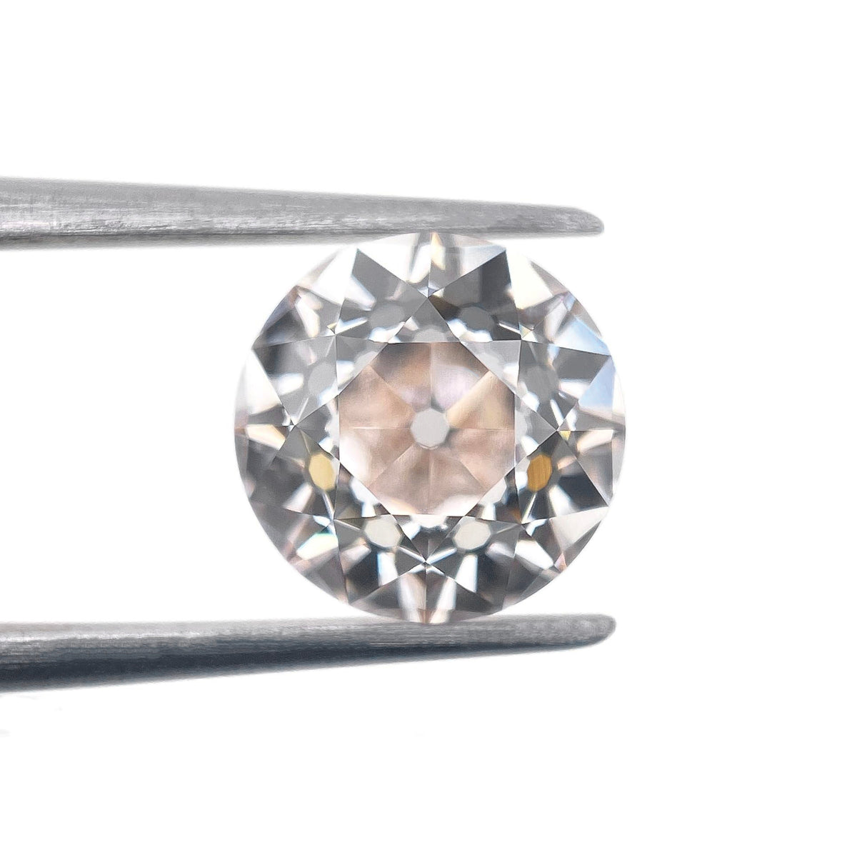 2.10ct | J/VVS2 Round Shape Old European Cut Lab Diamond (IGI)-LITHOS Diamond