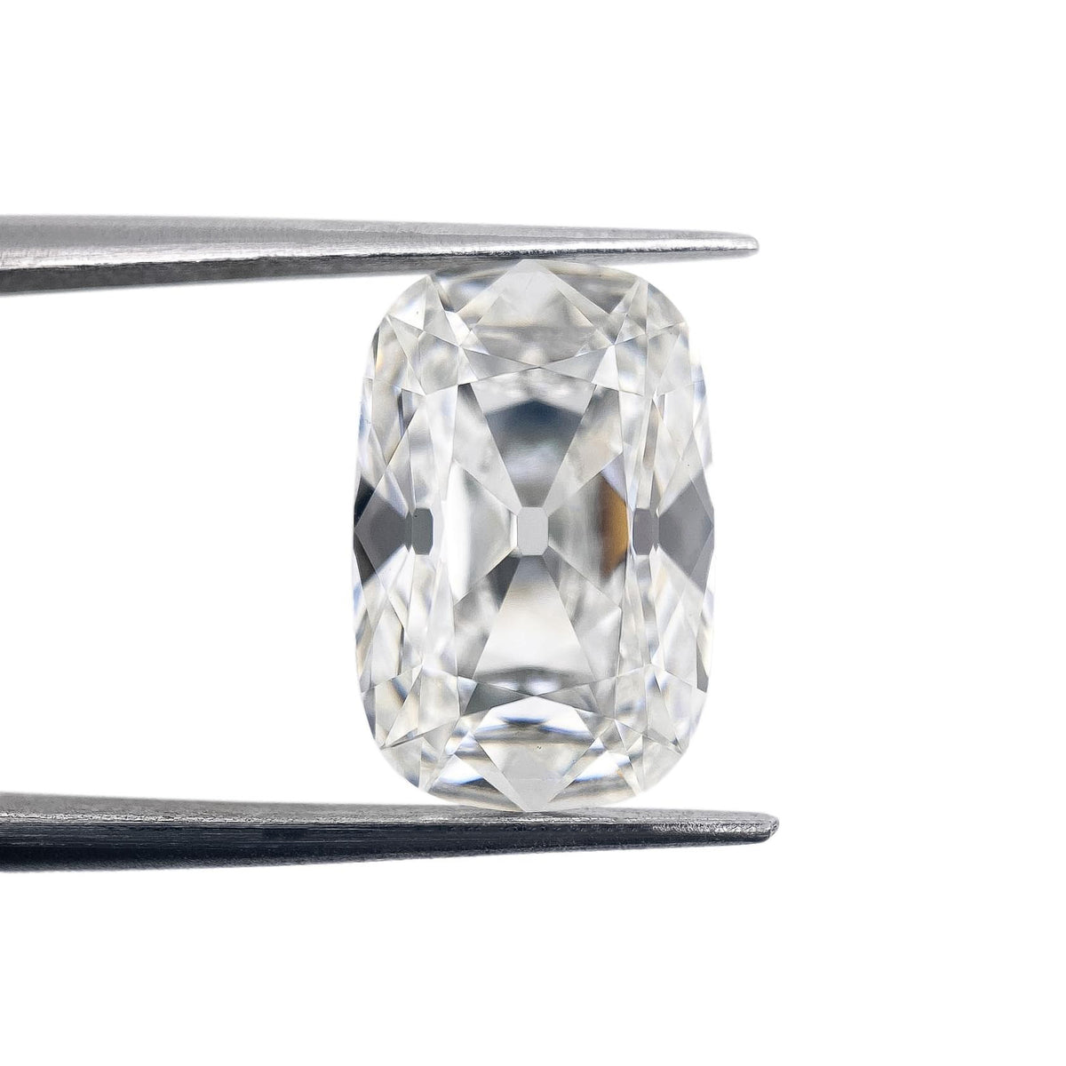 5.60ct | F/VS1 Cushion Shape Old Mine Cut Lab Diamond (IGI)
