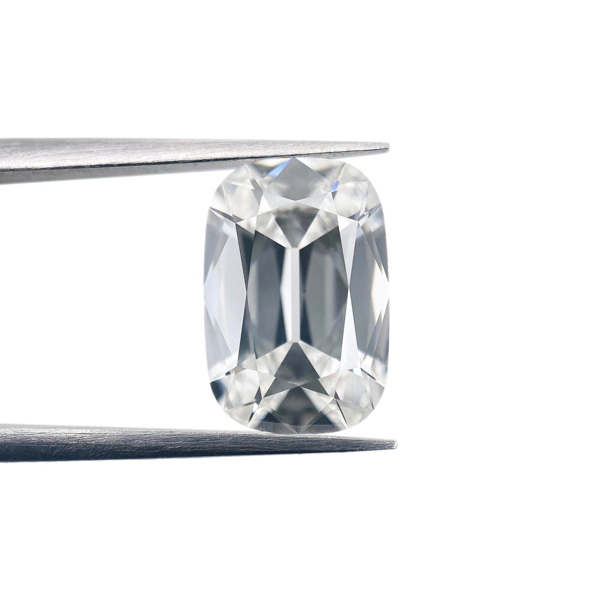3.02ct | E/VS1 Cushion Shape Old Mine Cut Lab Diamond (IGI)