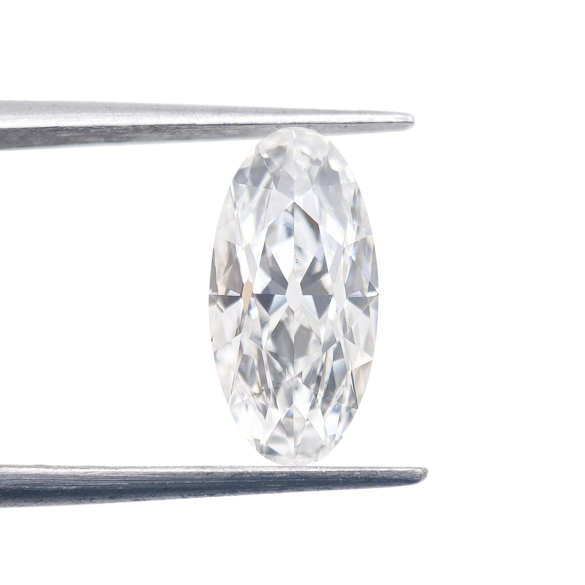 1.80ct | E/VS1 Oval Shape Old Mine Cut Lab Diamond (IGI)