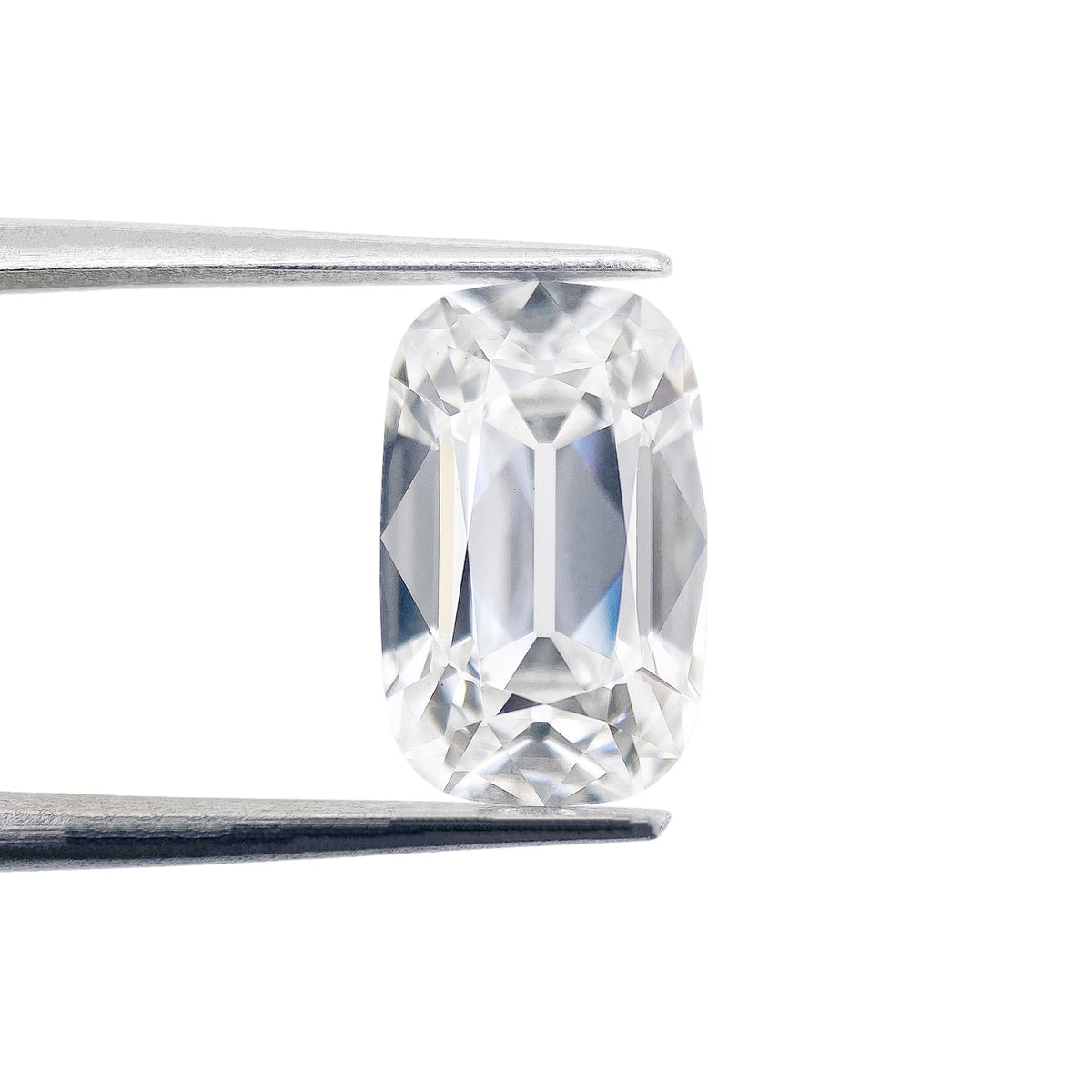 3.81ct | E/VS1 Cushion Shape Old Mine Cut Lab Diamond (IGI)