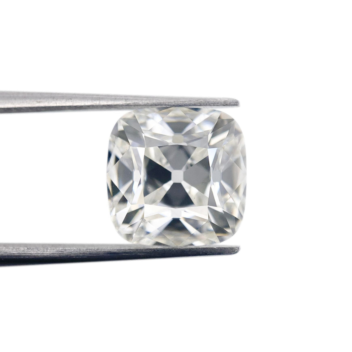 4.59ct | F/VS2 Cushion Shape Old Mine Cut Lab Diamond (IGI)