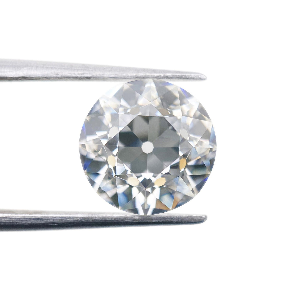 3.09ct | F/VS1 Round Shape Old European Cut Lab Diamond (IGI)