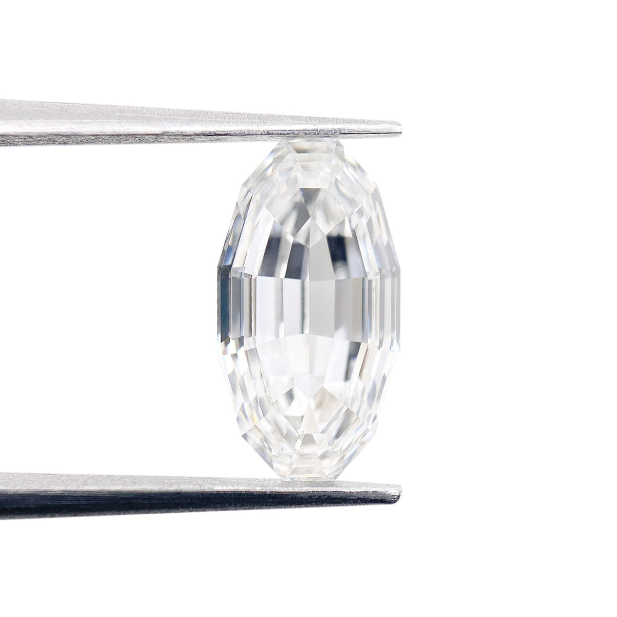 2.20ct | E/VS1 Oval Shape Step Cut Lab Diamond (IGI)