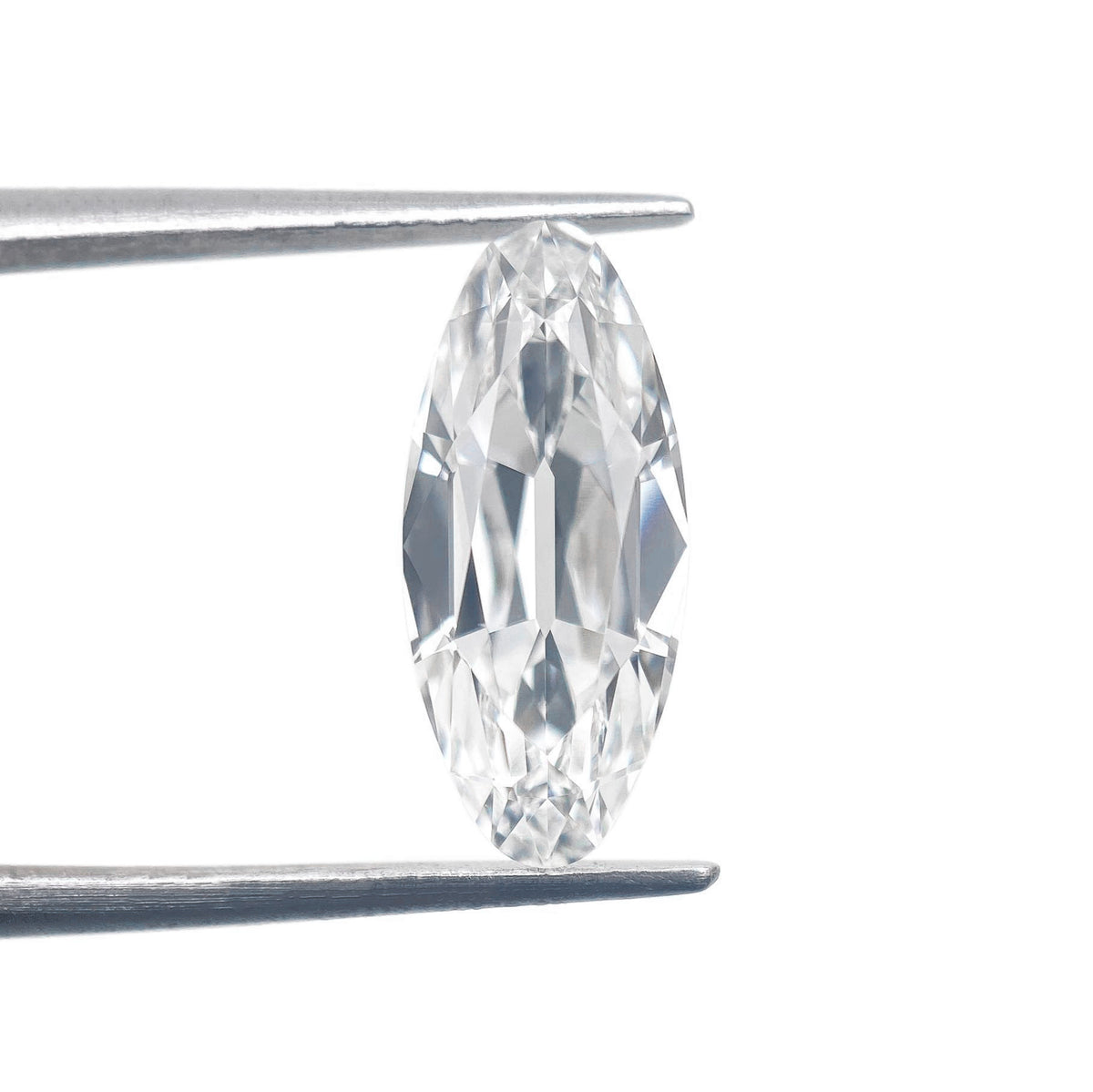 2.30ct | E/VS1 Oval Shape Old Mine Cut Lab Diamond (IGI)