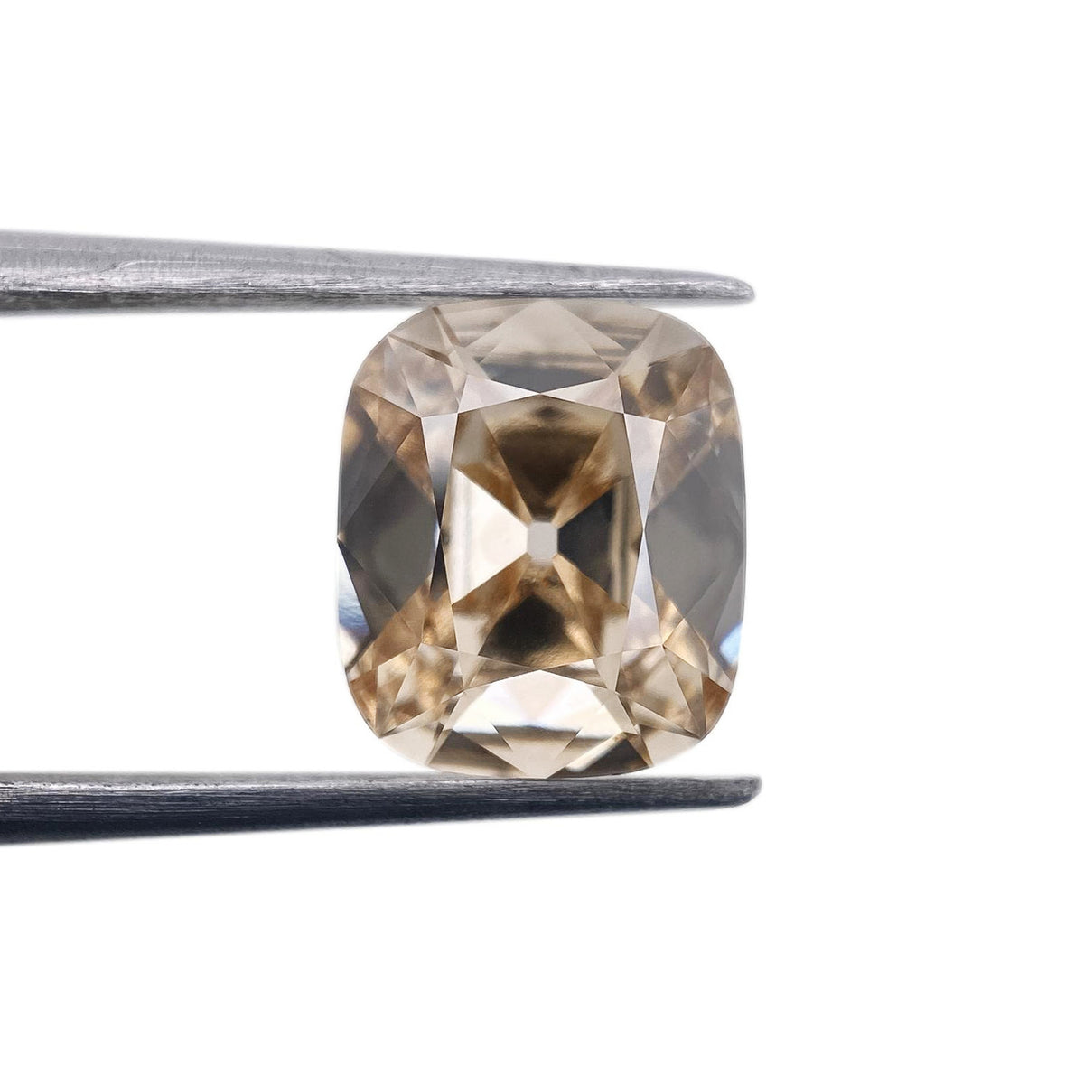 2.35ct | N/VS1 Cushion Champagne Shape Old Mine Cut Lab Diamond (IGI)-LITHOS Diamond