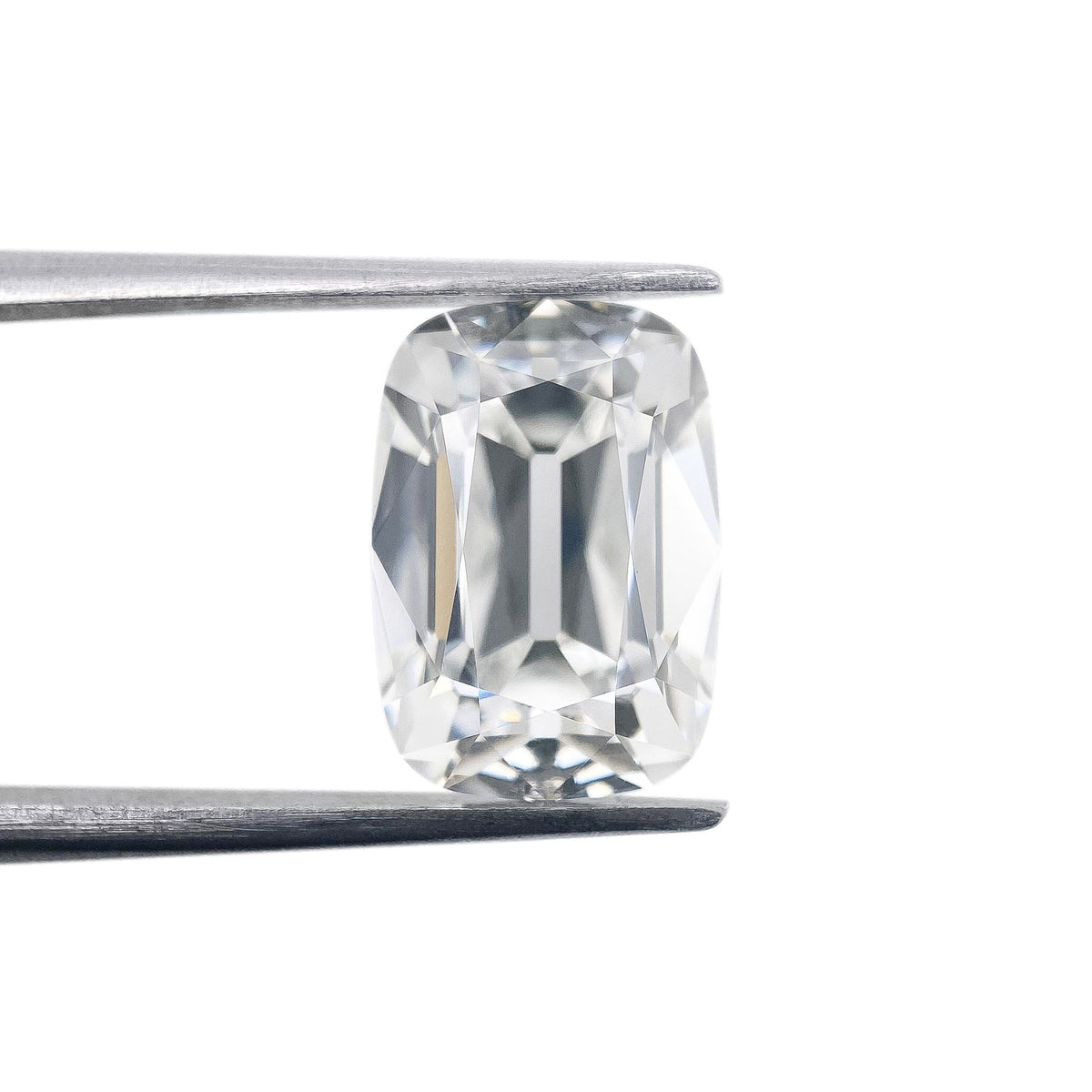 4.06ct | F/VVS2 Cushion Shape Old Mine Cut Lab Diamond (IGI)