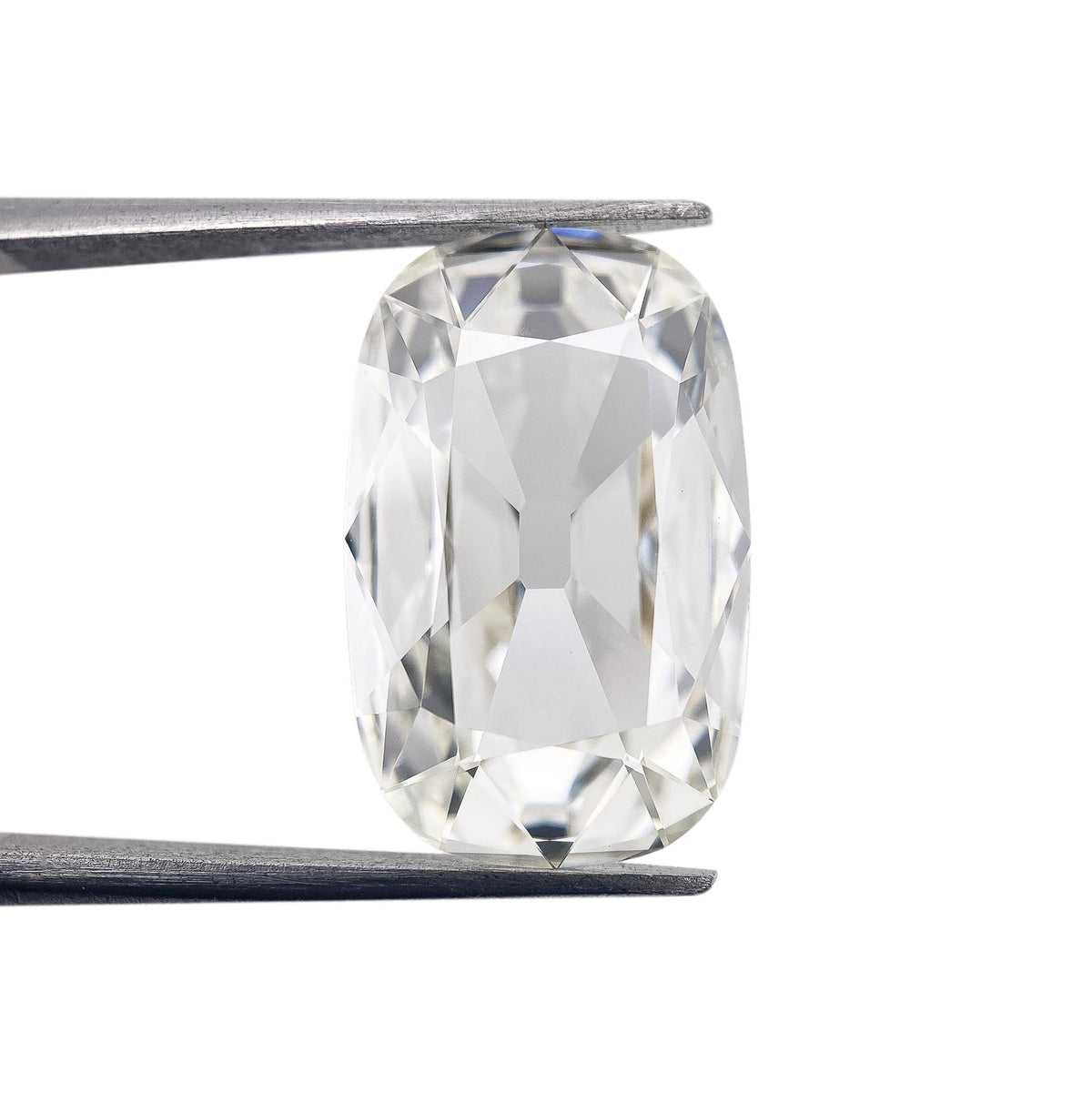 6.42ct | H/VVS2 Cushion Shape Old Mine Cut Lab Diamond (IGI)