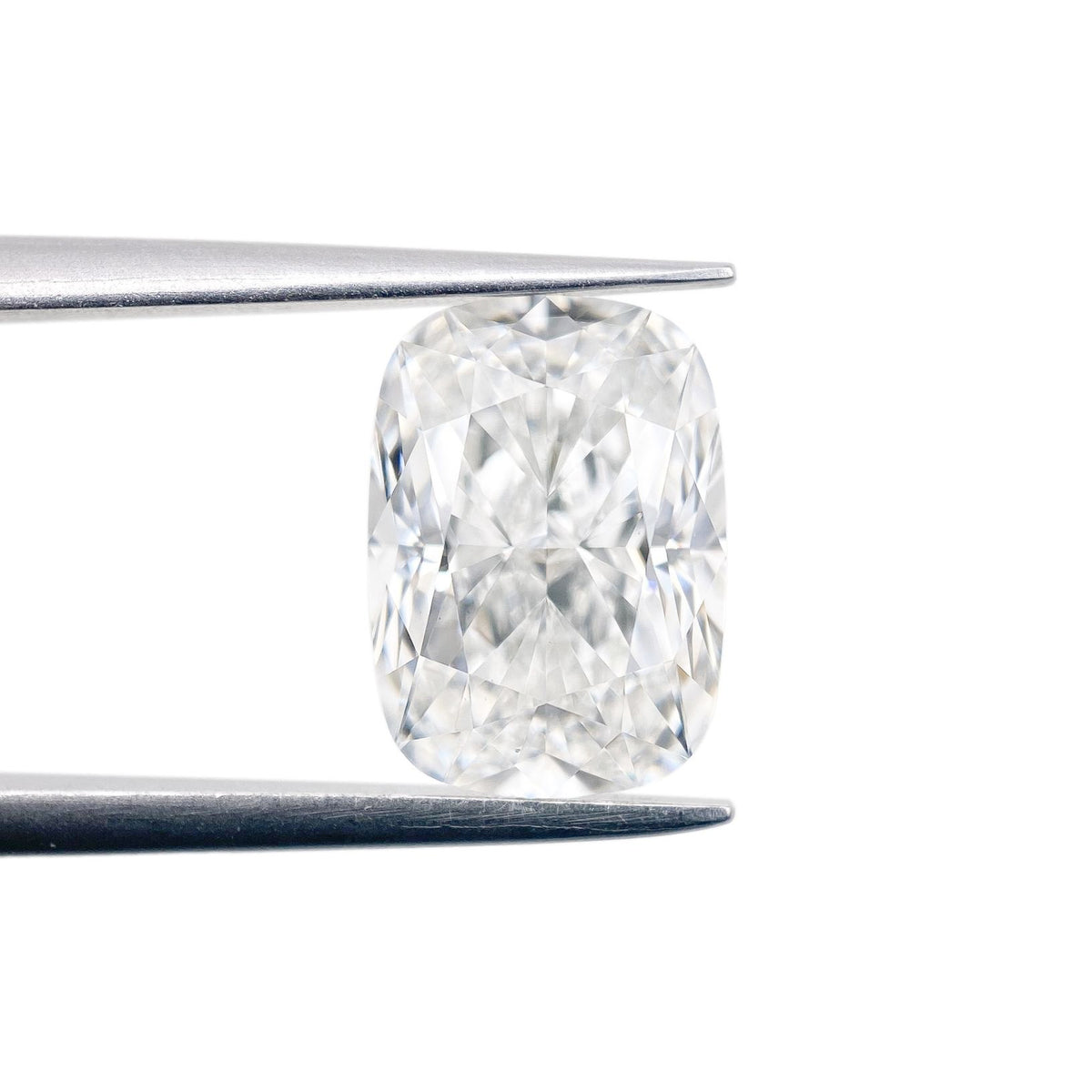 2.86ct | E/VS1 Cushion Shape Brilliant Cut Lab Diamond (IGI)