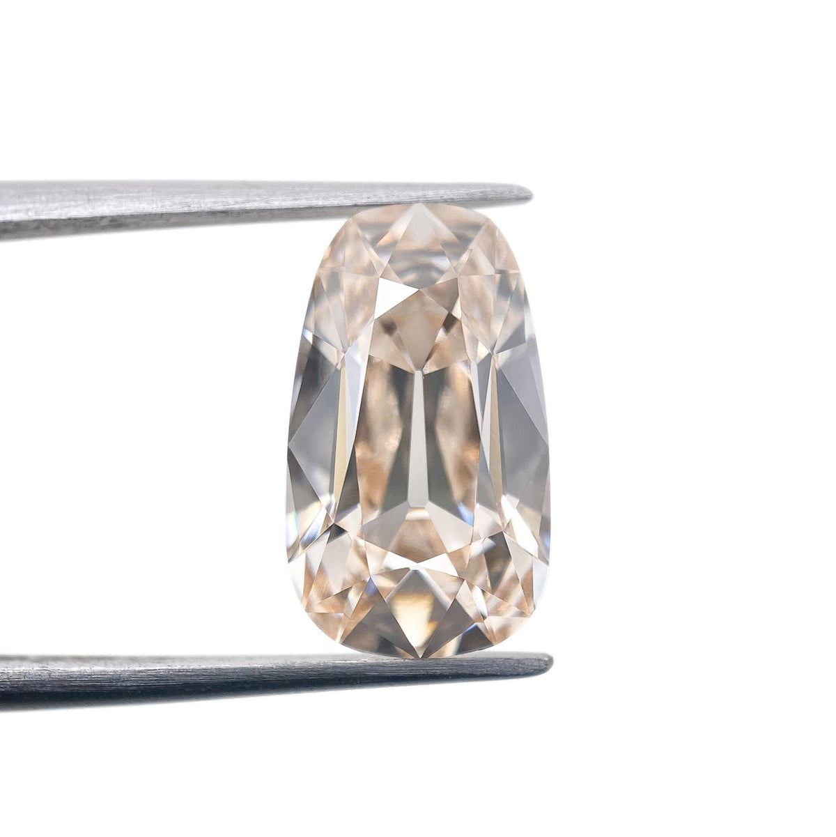3.90ct | N/VVS2 Champagne Tapered Cushion Shape Old Mine Cut Lab Diamond (IGI)-LITHOS Diamond