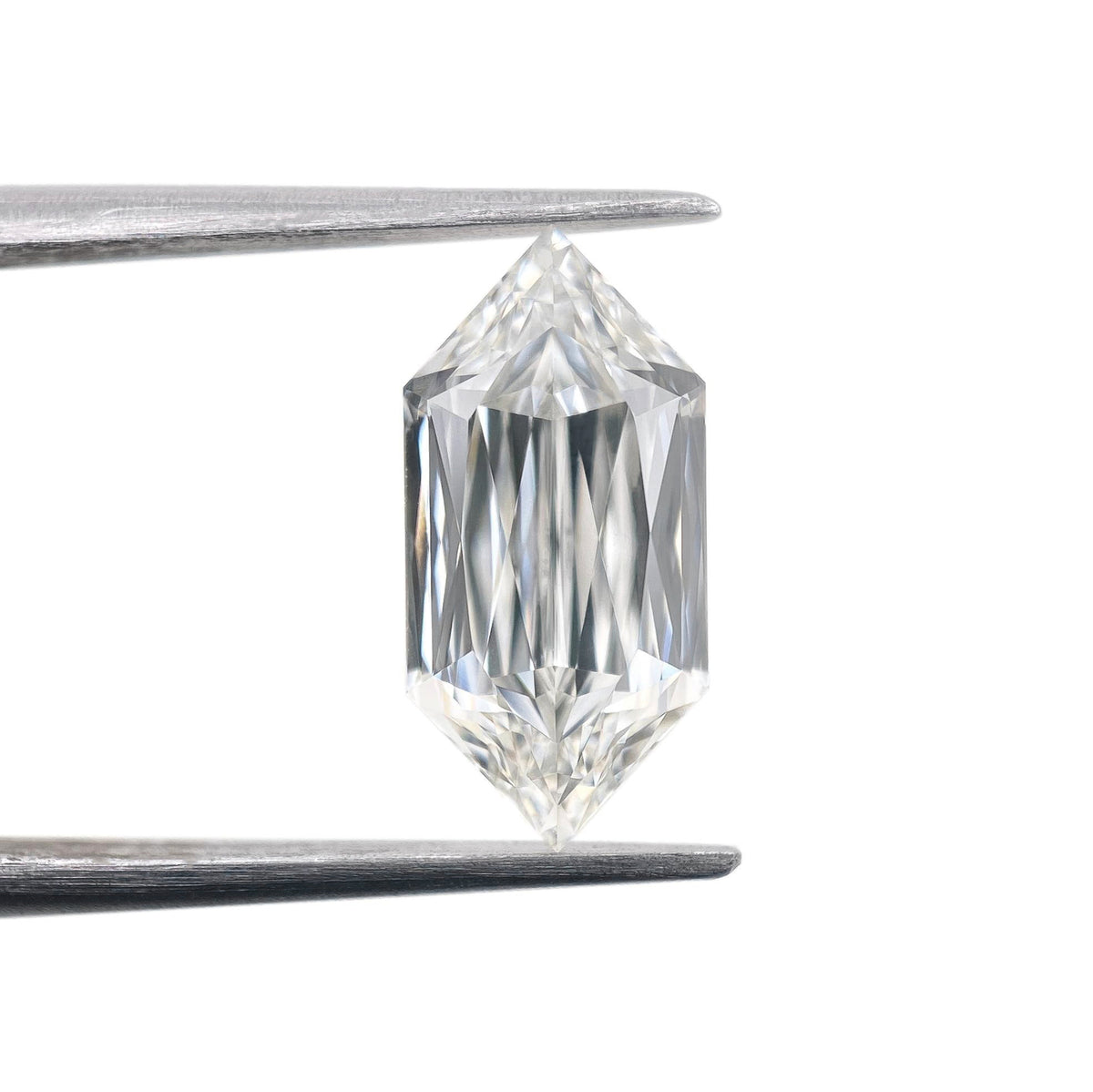 2.32ct | F/VS1 Hexagon Shape Lattice Cut Lab Diamond (IGI)