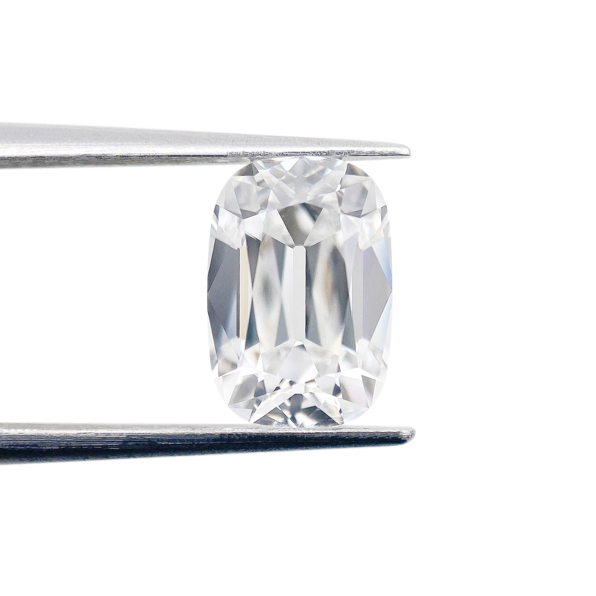 2.19ct | D/VVS2 Cushion Shape Old Mine Cut Lab Diamond (IGI)