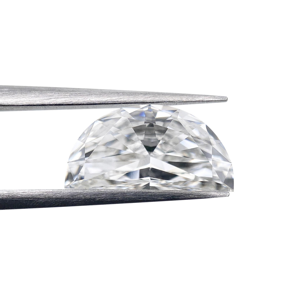 1.81ct | E/VS1 Half Moon Shape Brilliant Cut Lab Diamond (IGI)