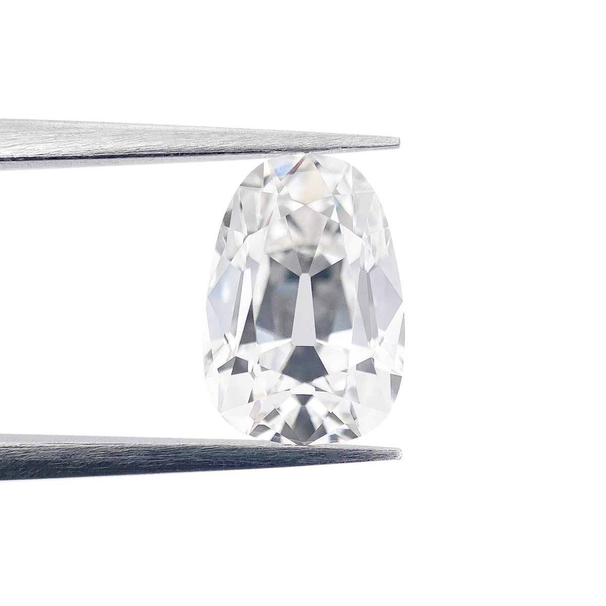 2.01ct | F/VS1 Pear Shape Old Mine Cut Lab Diamond (IGI)