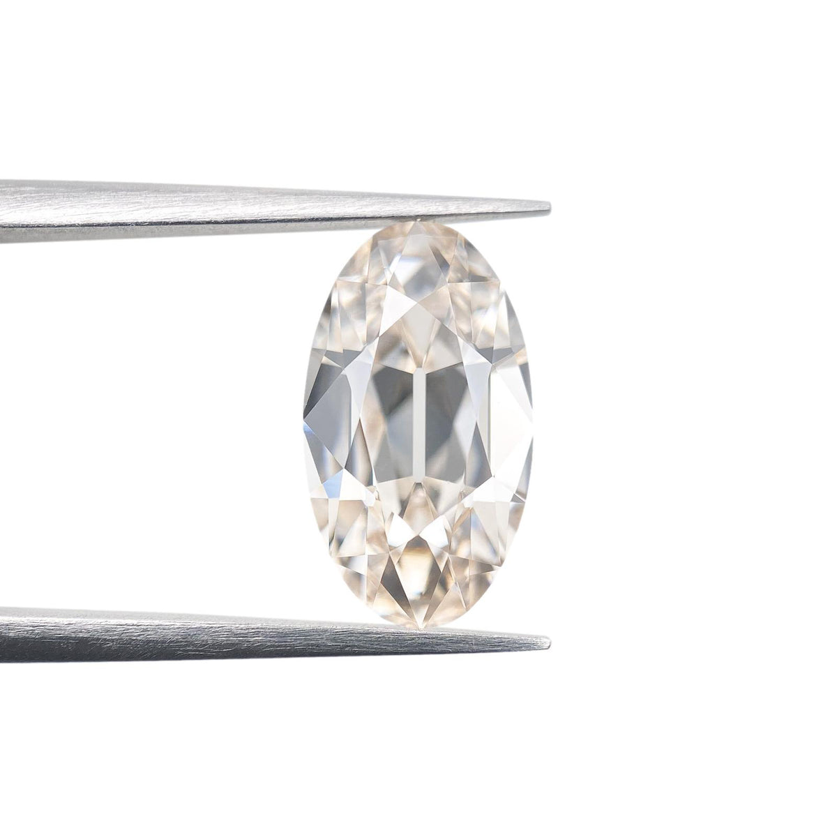 2.81ct | J/VVS2 Oval Shape Old Mine Cut Lab Diamond (IGI)