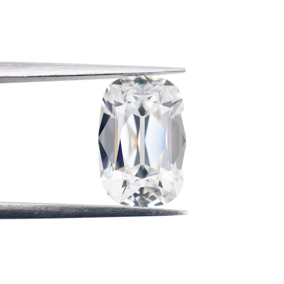 3.90ct | F/VS1 Cushion Shape Old Mine Cut Lab Diamond (IGI)