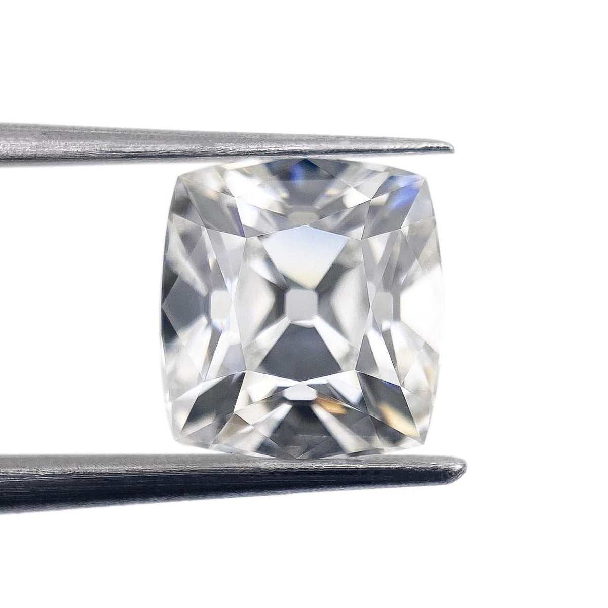 3.03ct | E/VVS2 Cushion Shape Peruzzi Cut Lab Diamond (IGI)