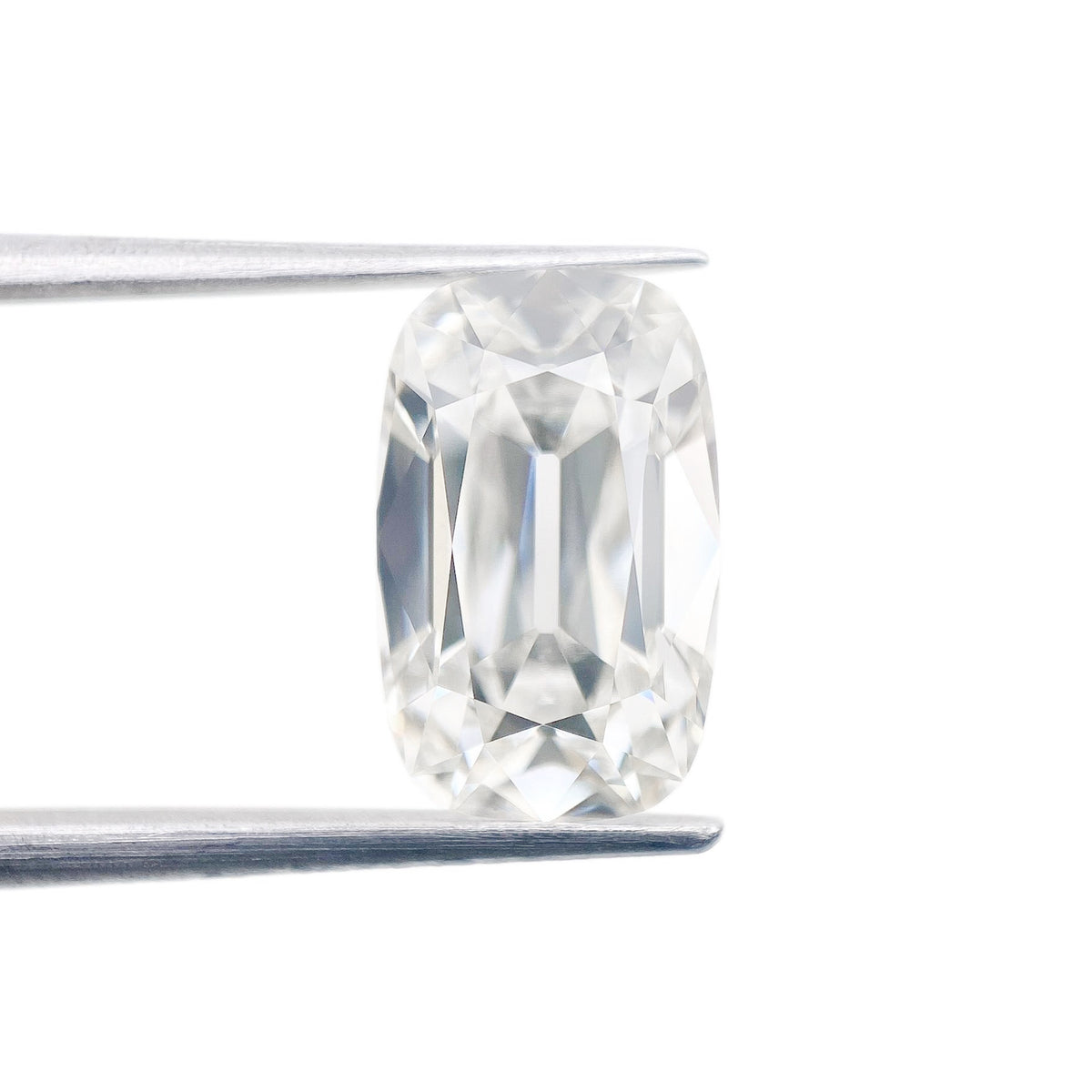 3.44ct | H/VS1 Cushion Shape Old Mine Cut Lab Diamond (IGI)