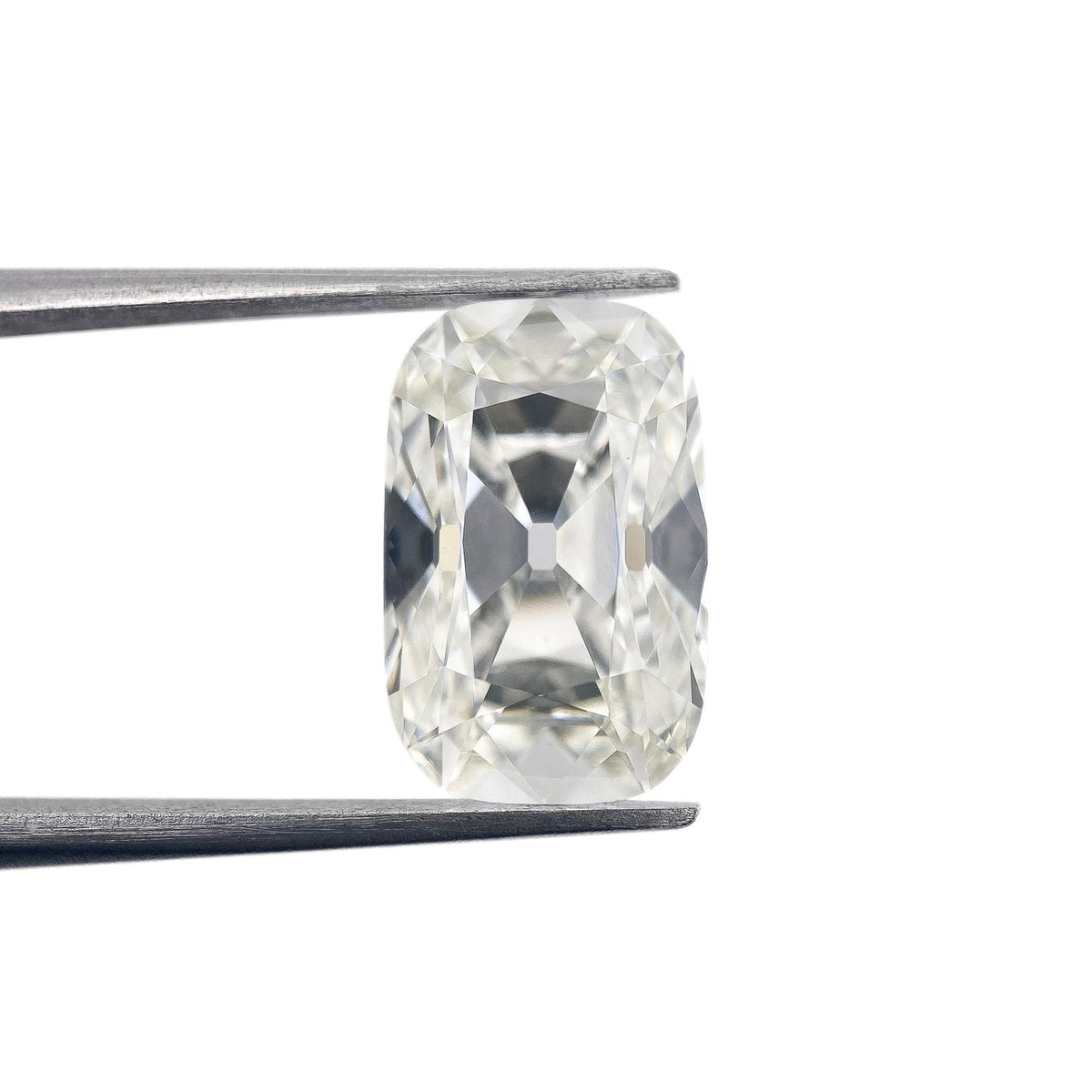 5.34ct | G/VVS2 Cushion Shape Old Mine Cut Lab Diamond (IGI)