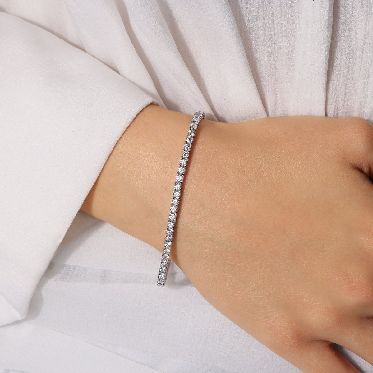 4- Prong Classic Tennis Bracelet